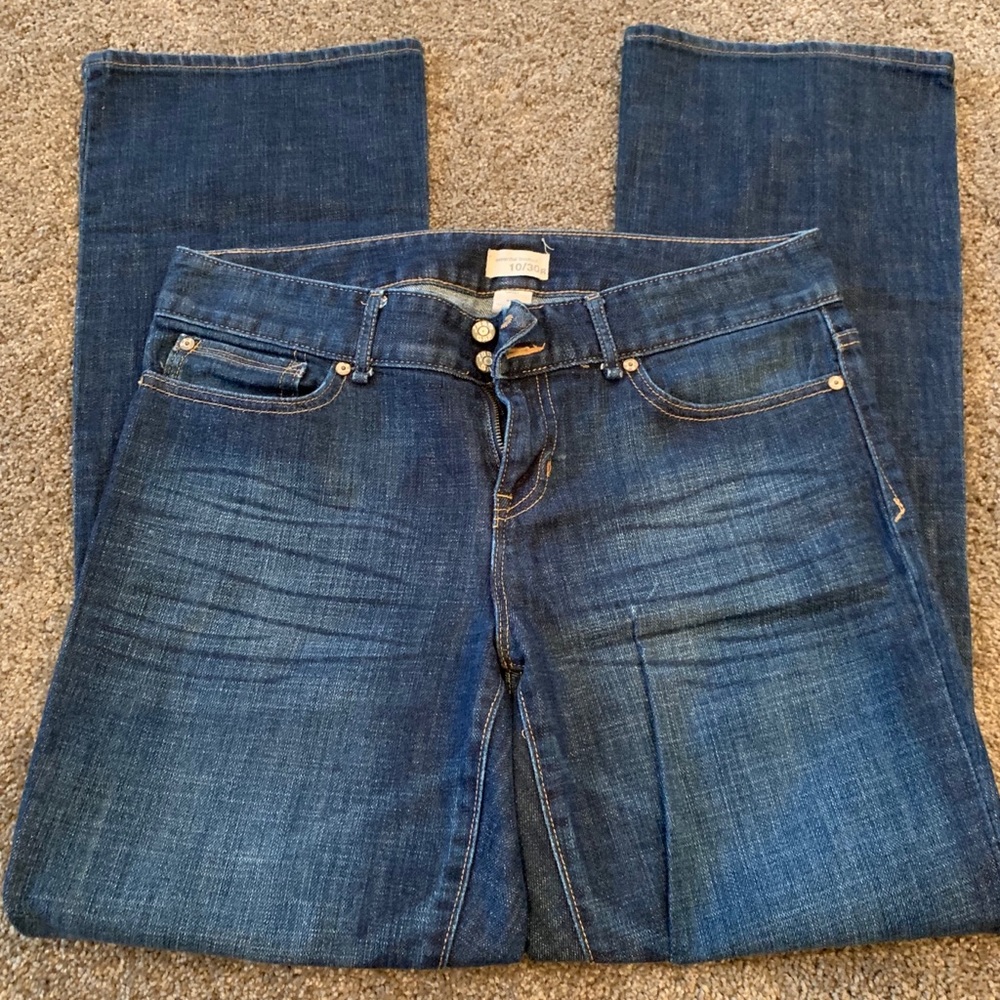 Gap Essential Jean - 10R - like new!
